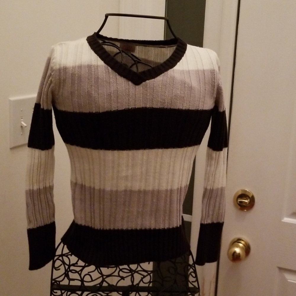 Children's place sweater